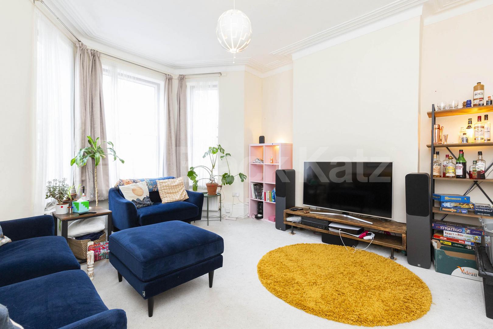 4 bedroom house split over 3 floors with 2 receptions, garden and 2 bathrooms Forburg Road, Stoke Newinton